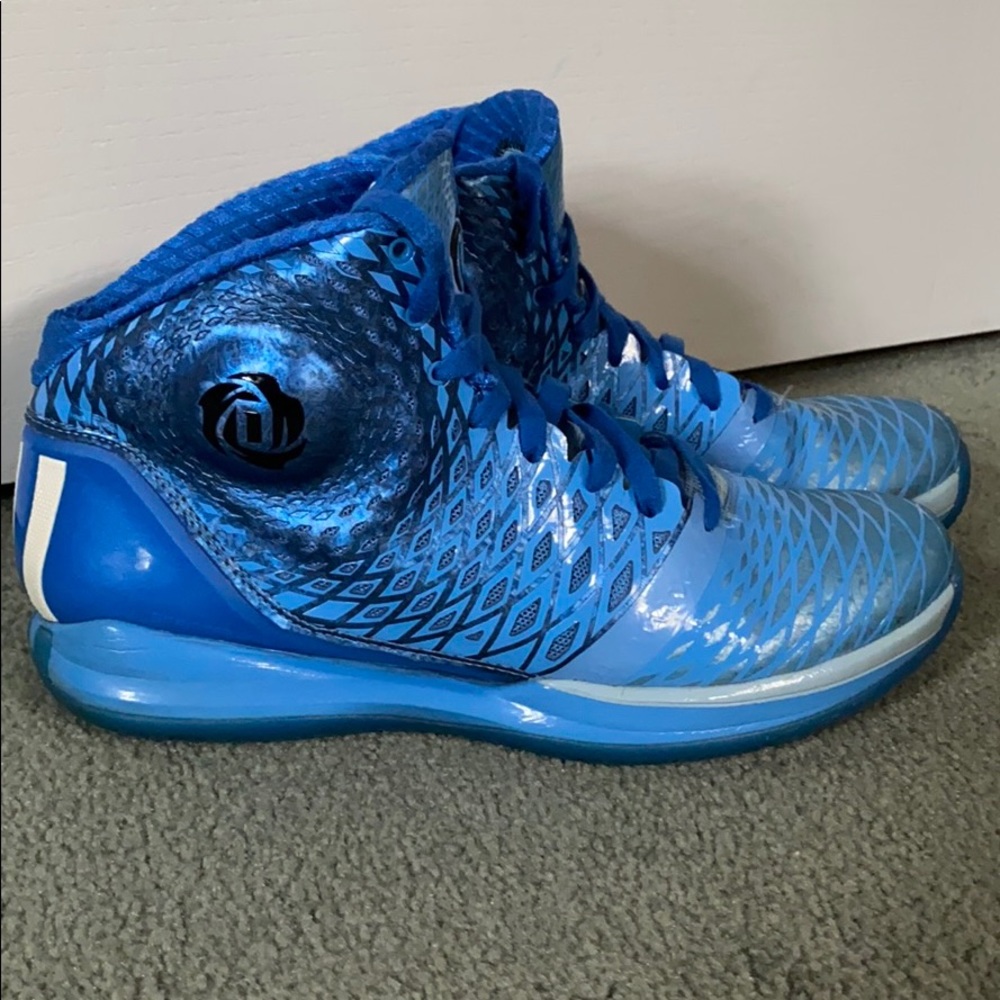 Adidas D Rose 3.5 “Triple Blue”